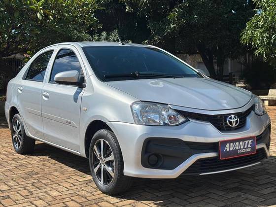 TOYOTA ETIOS 1.5 X SEDAN 16V FLEX 4P AUTOMÁTICO